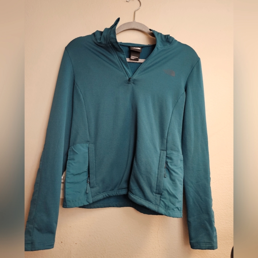 North Face Half Zip Pullover Size Small - image 1